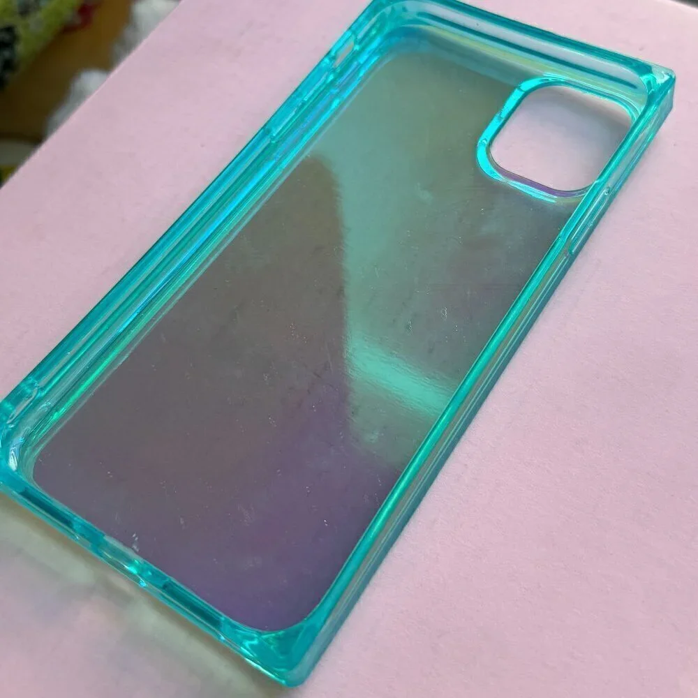 iPhone 11 Iridescent Blue/Green Squared Case